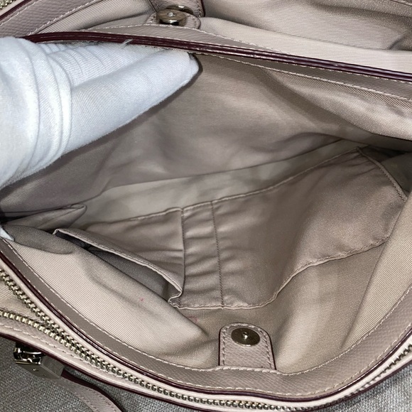 Preloved Coach shoulder or handbag - Picture 13 of 14